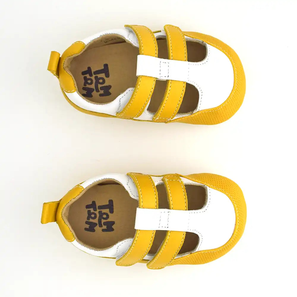 Tem Tem Sandálias Leia Amarelo