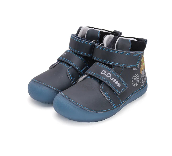 D. D. Step Botas Foguetão