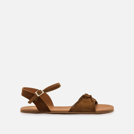 MTNG Free Cleo Castanho