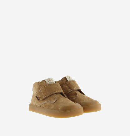 Victoria Botim Oliver Camel